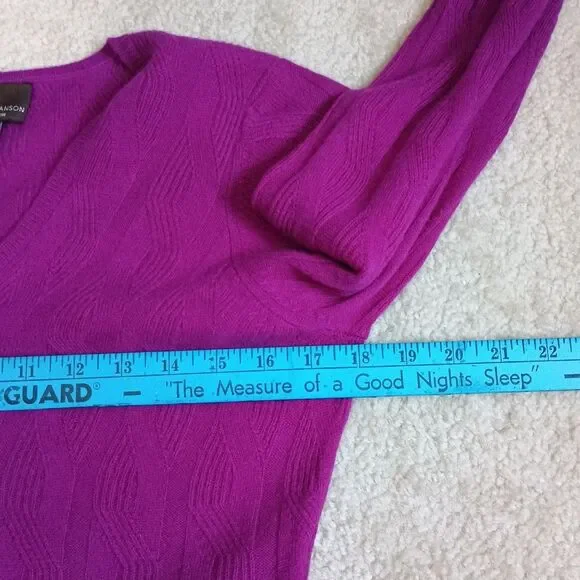 NWT Fenn Wright Manson 100% 2-Ply Cashmere Sweater V Neck Sz S Magenta Luxury - Picture 5 of 10